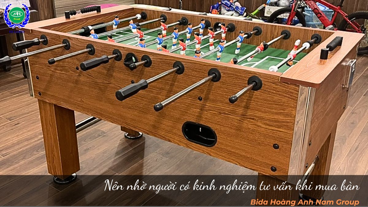 Nên nhờ người có kinh nghiệm tư vấn khi mua bàn