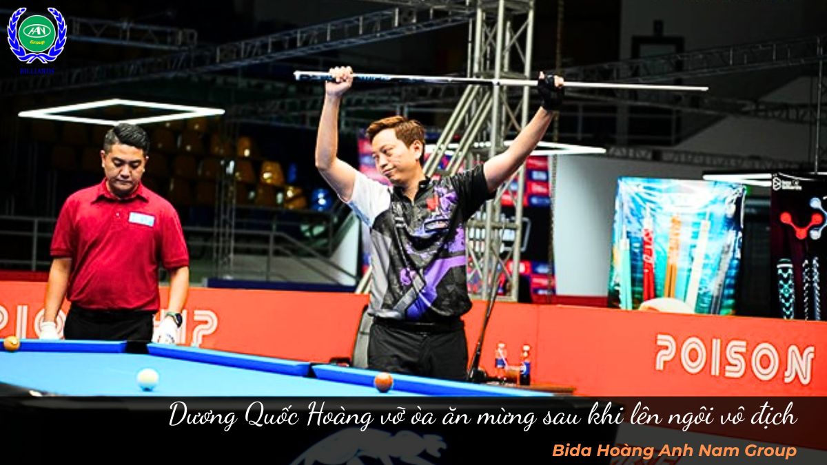 Dương Quốc Hoàng vỡ òa ăn mừng sau khi lên ngôi vô địch